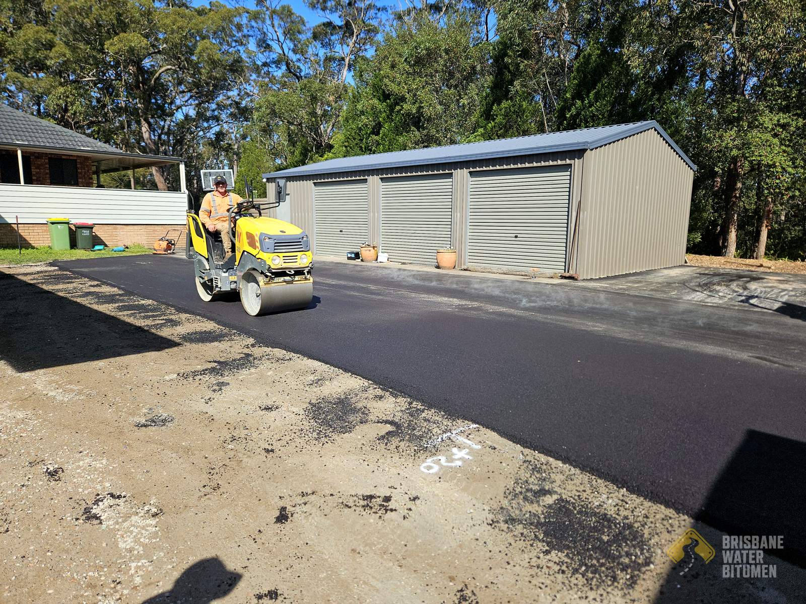 Residential Driveway Asphalting project photo 4