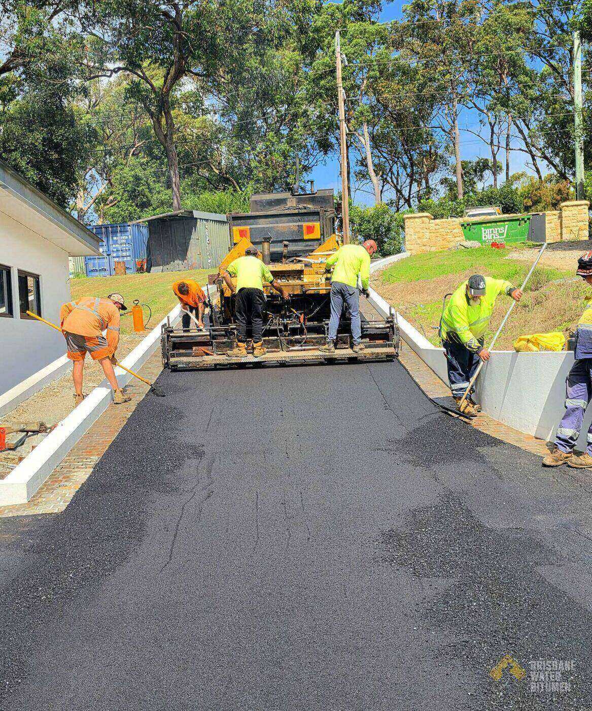 Large Residential Driveway project photo 3